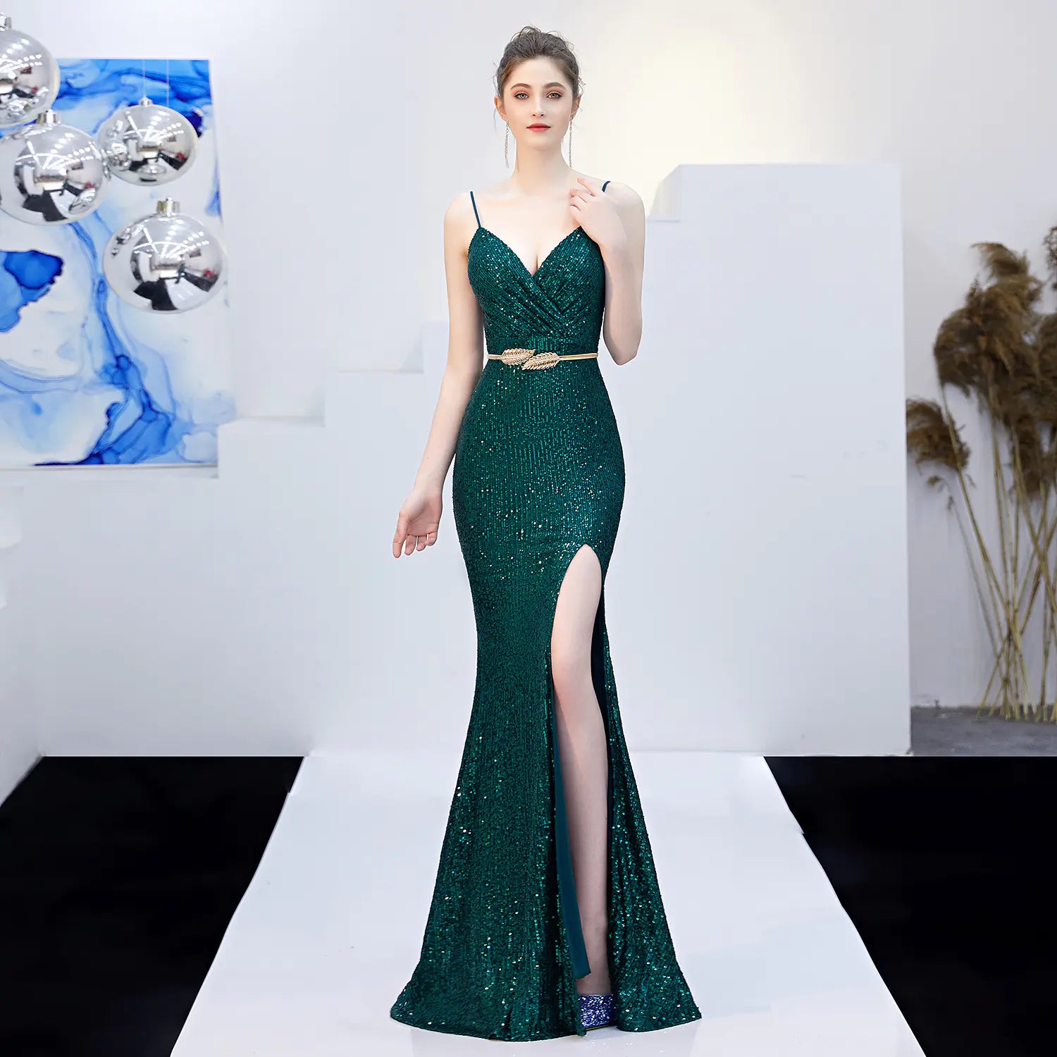 Elegant Long Evening Dress for Parties and Events