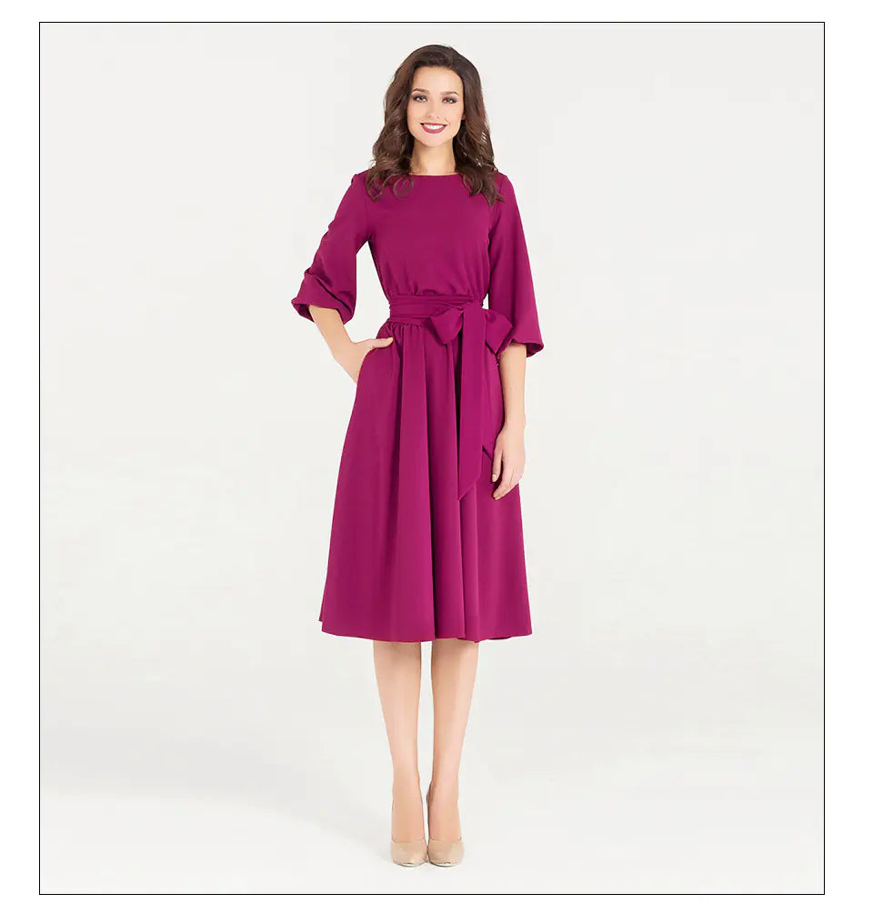 Elegant A-Line Dress with Round Neck
