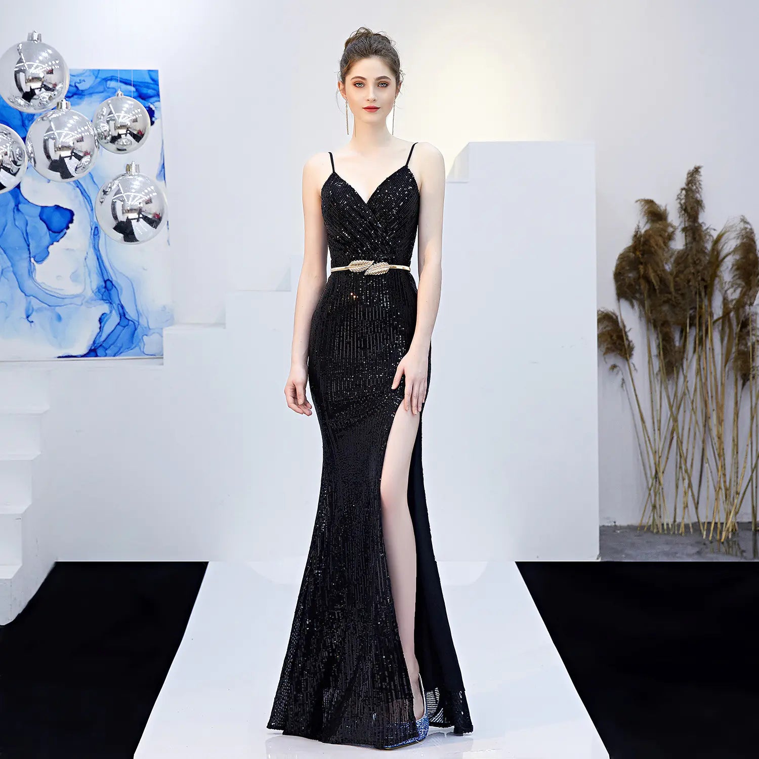 Elegant Long Evening Dress for Parties and Events