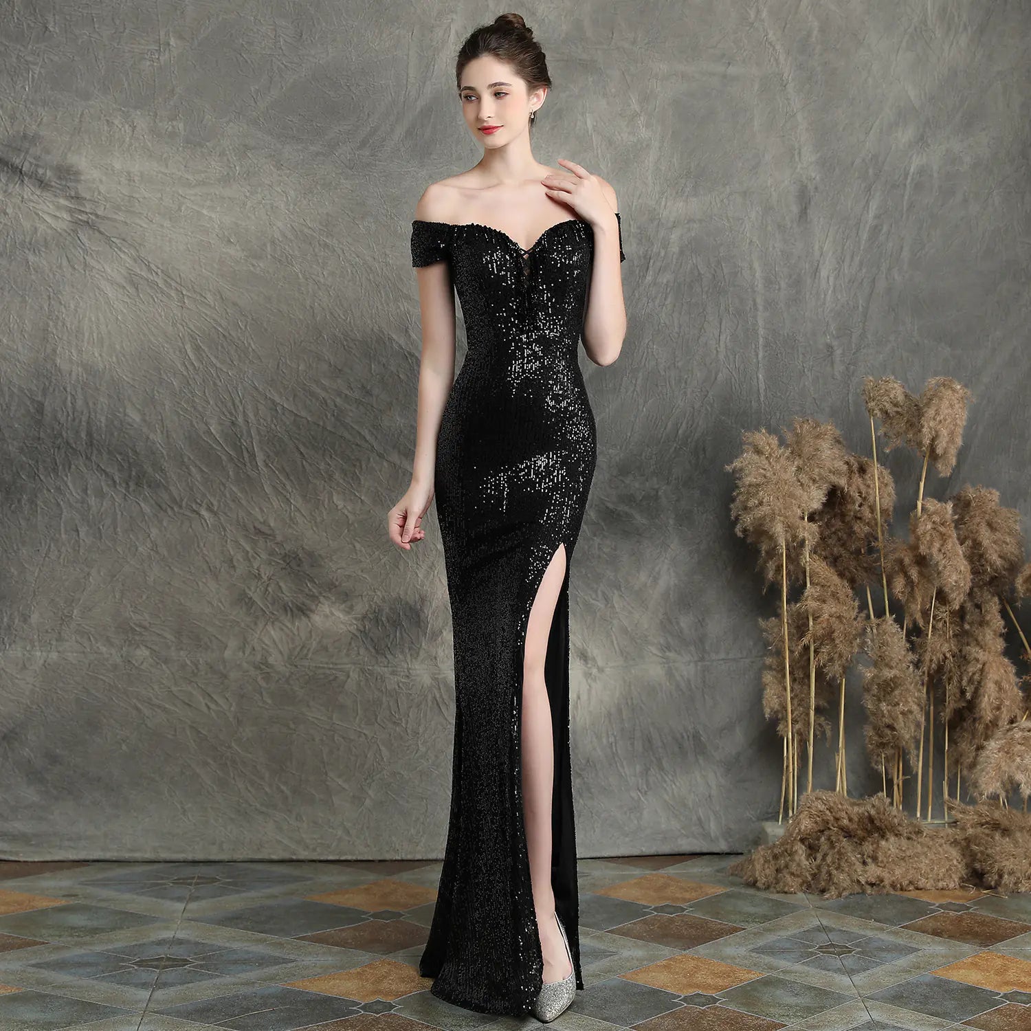 Elegant Long Evening Dress for Parties and Weddings