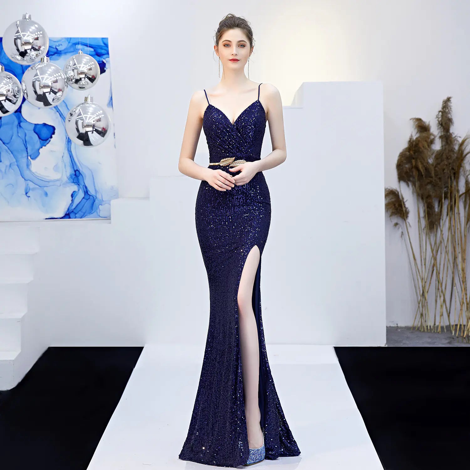 Elegant Long Evening Dress for Parties and Events