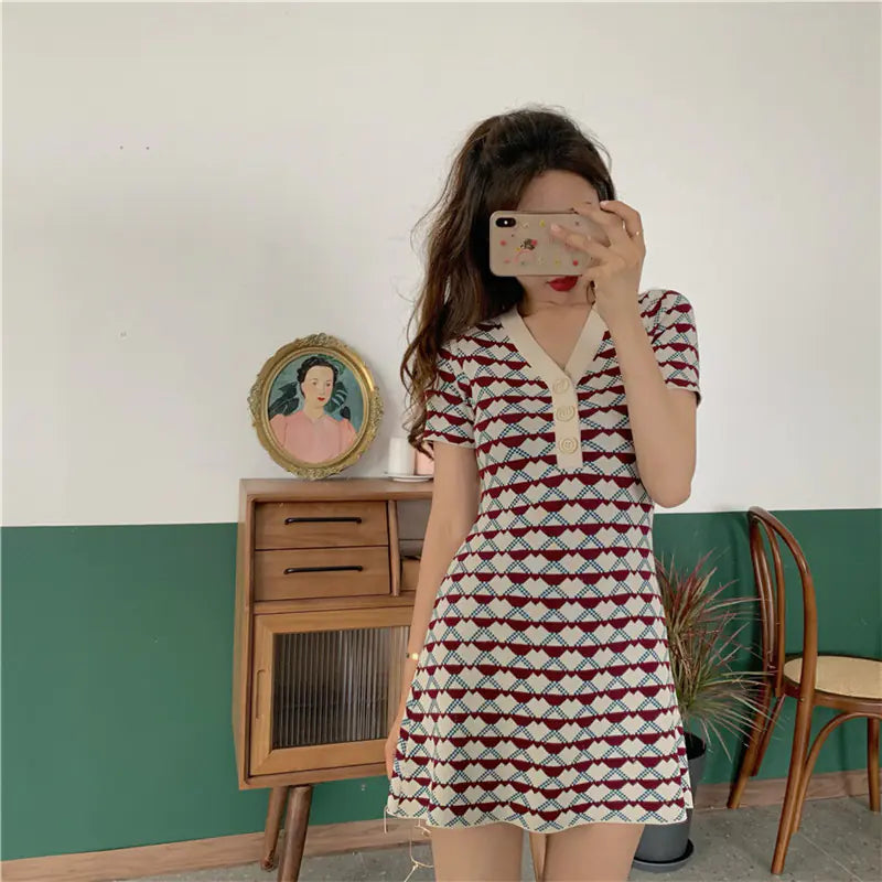 Slim Fit V-Neck Short Sleeve Knit Dress