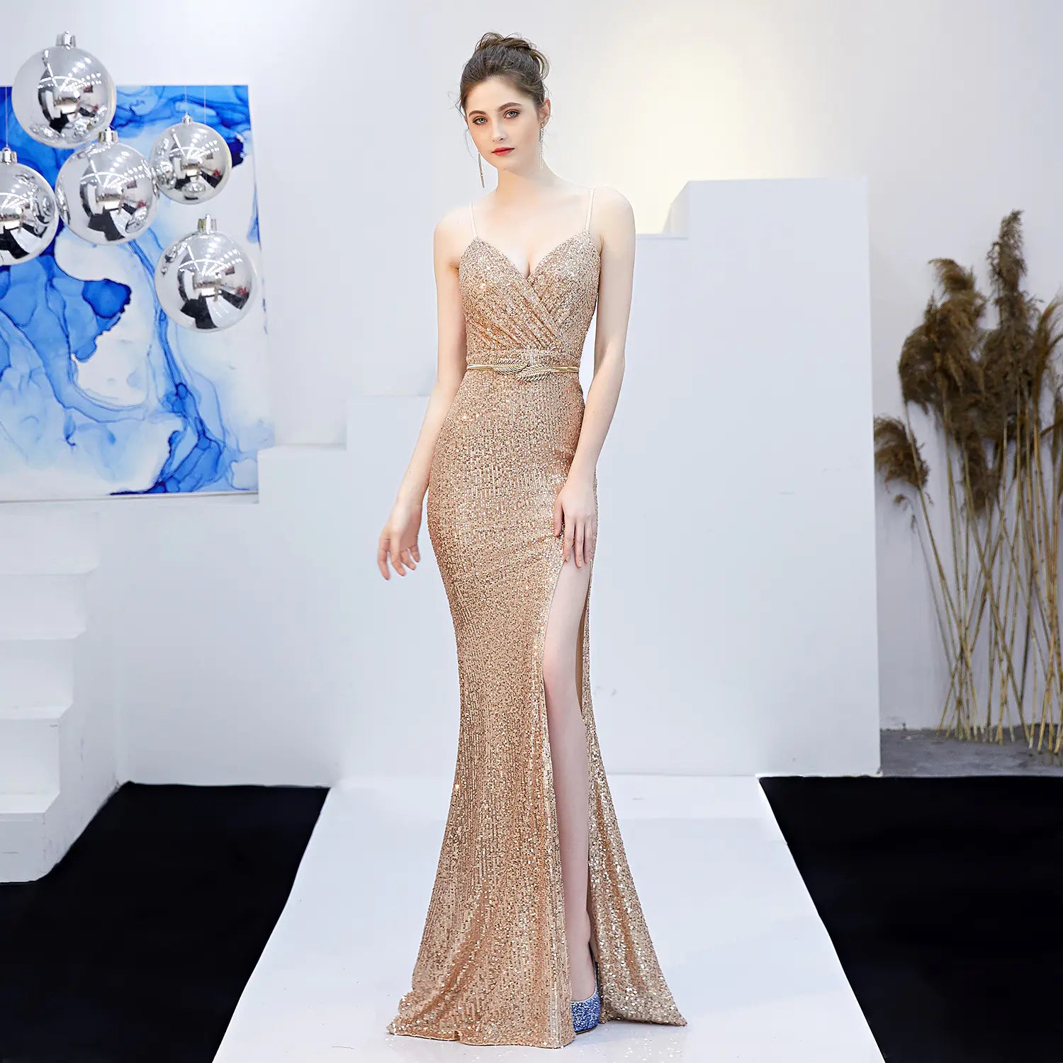 Elegant Long Evening Dress for Parties and Events